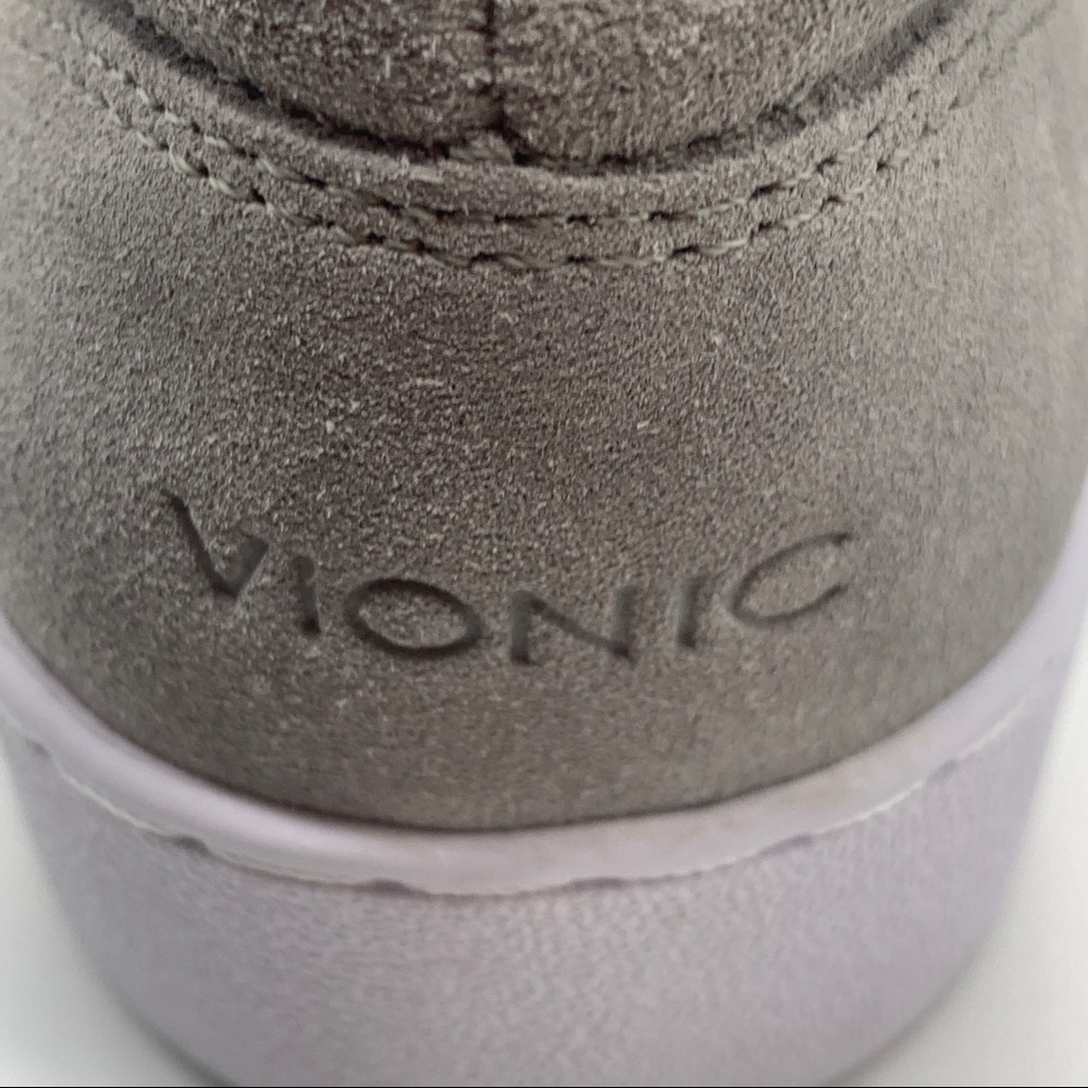MAXSOLD Vionic Kani Grey Slip-On Walking Shoes, 7.5M US - Picture 12 of 14